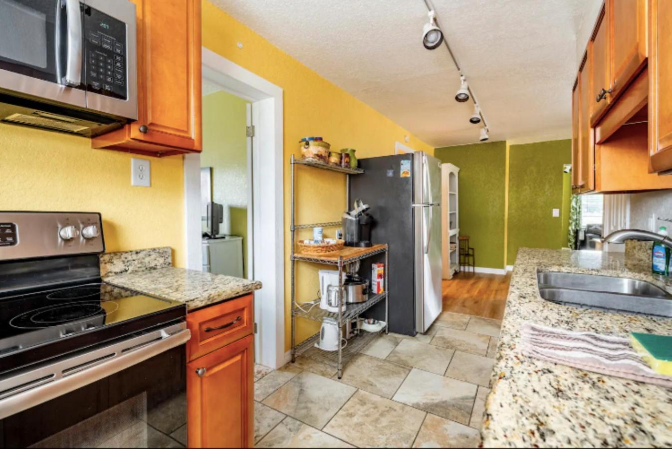 3-Bed Bungalow Walk To Historic Downtown Sanford Extérieur photo