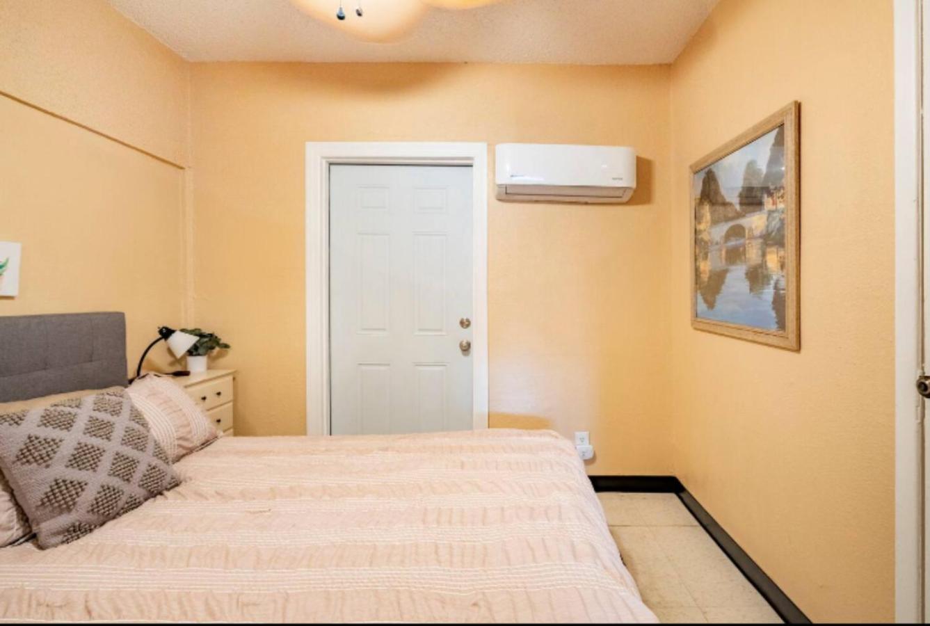 3-Bed Bungalow Walk To Historic Downtown Sanford Extérieur photo